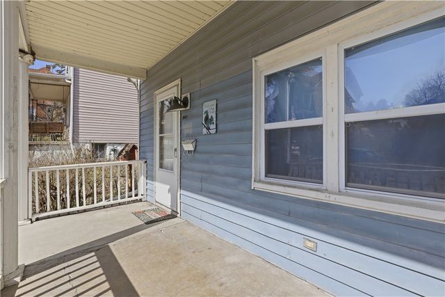 3226 Huxley St, Sheraden, PA 15204