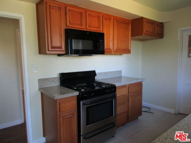 5108 VALLEY RIDGE Avenue, View Park, CA 90043