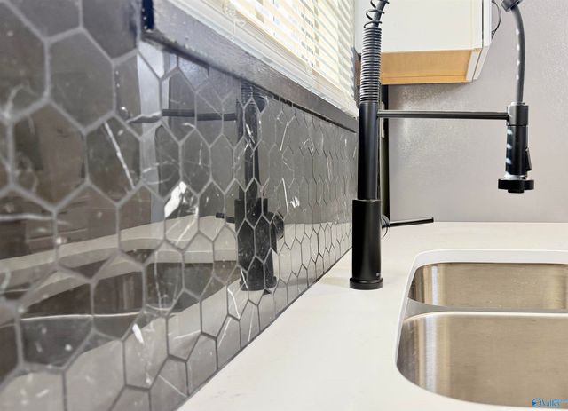 3705 Cerro Vista Street SW, Huntsville, AL 35805