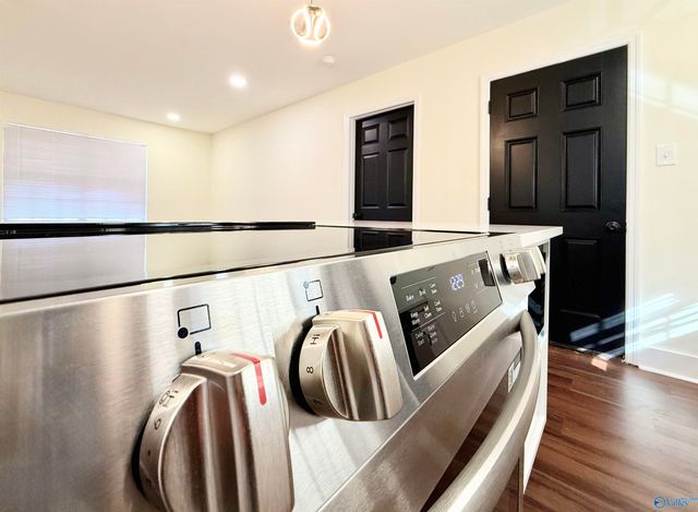 3705 Cerro Vista Street SW, Huntsville, AL 35805