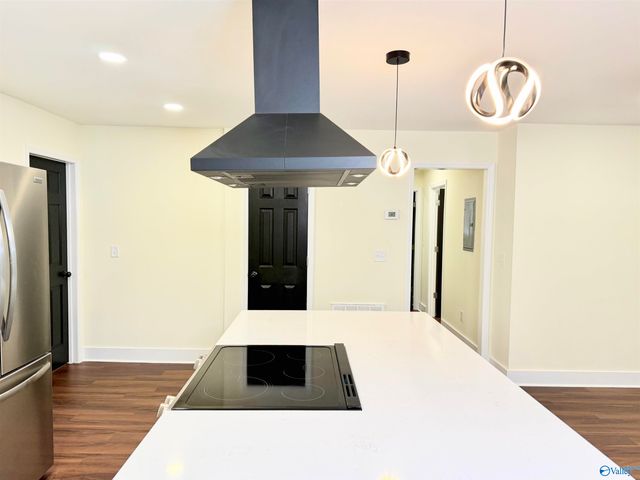 3705 Cerro Vista Street SW, Huntsville, AL 35805