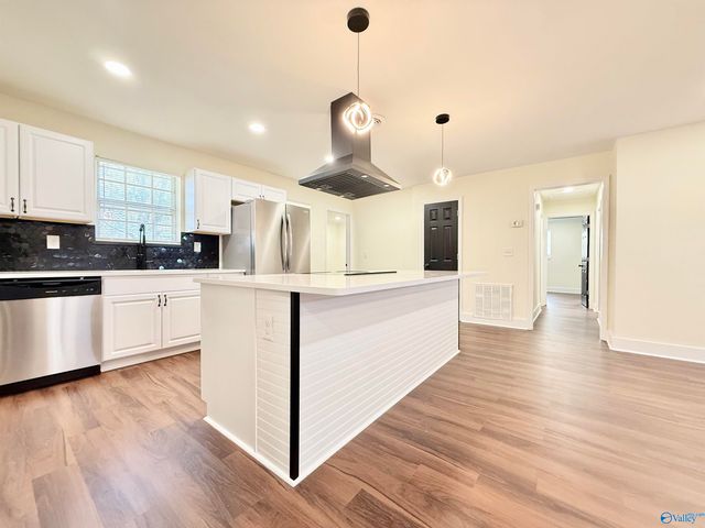 3705 Cerro Vista Street SW, Huntsville, AL 35805