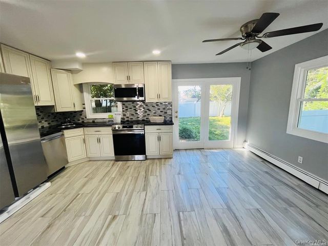 200 Hicksville Road, Seaford, NY 11783