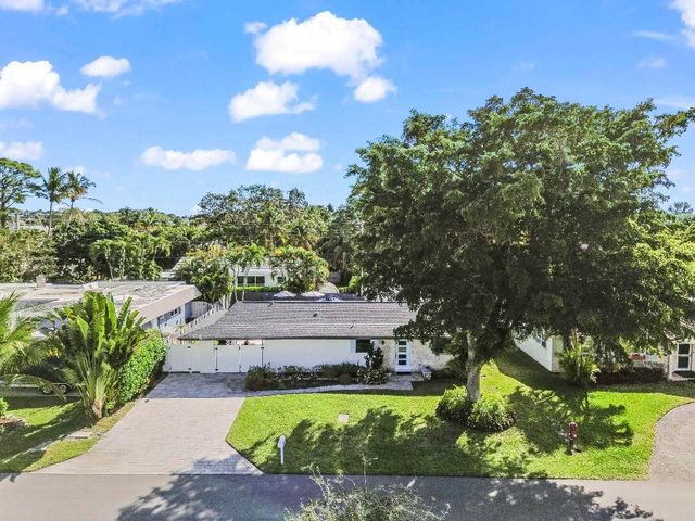 518 SW 28th Avenue, Boynton Beach, FL 33435