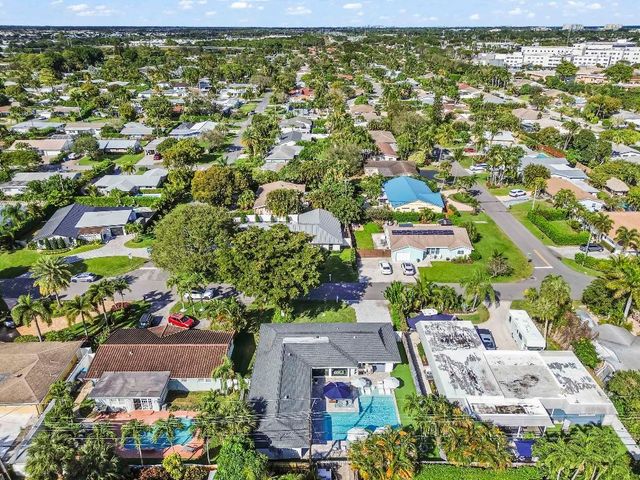 518 SW 28th Avenue, Boynton Beach, FL 33435