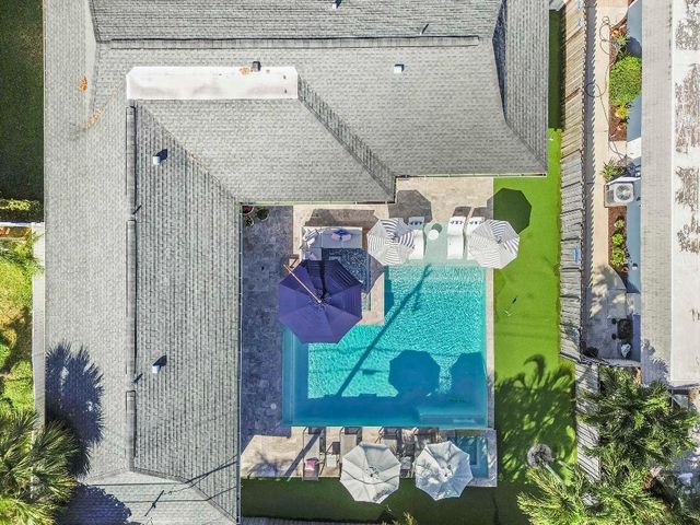 518 SW 28th Avenue, Boynton Beach, FL 33435