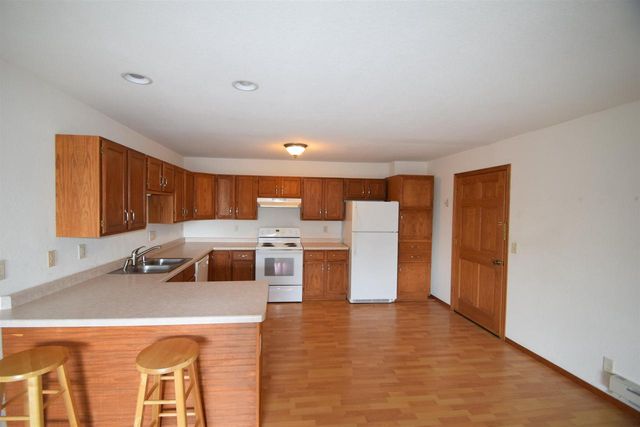 530 W Main Street, Sun Prairie, WI 53590