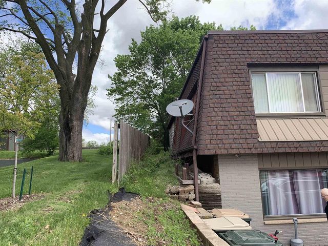 530 W Main Street, Sun Prairie, WI 53590