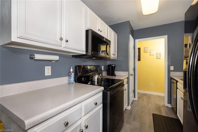 874 Big Creek Court, High Point, NC 27265
