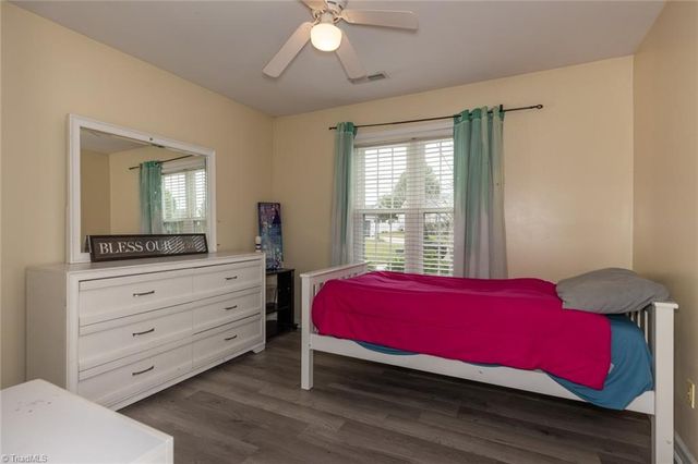 874 Big Creek Court, High Point, NC 27265