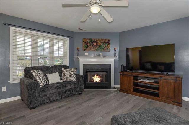 874 Big Creek Court, High Point, NC 27265