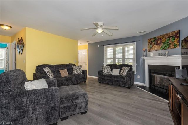 874 Big Creek Court, High Point, NC 27265