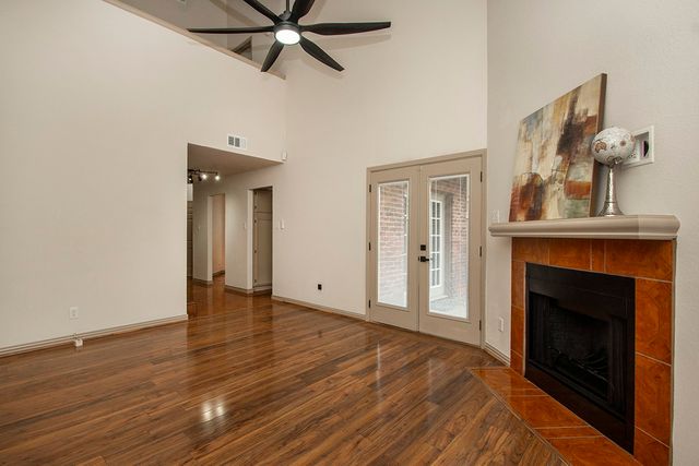 1609 Brentwood Drive, Irving, TX 75061