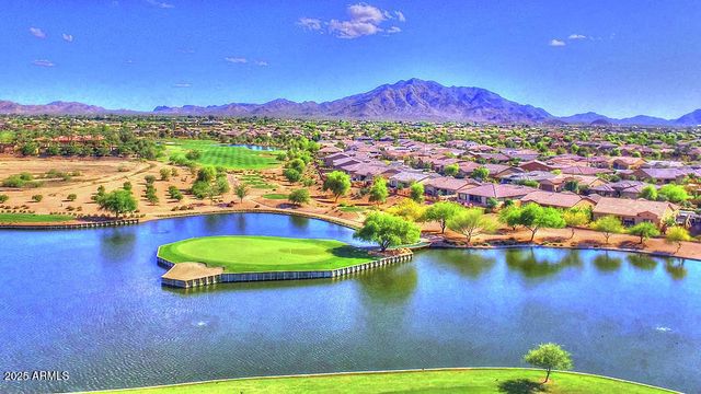 3215 E SPORTS Drive, Gilbert, AZ 85298