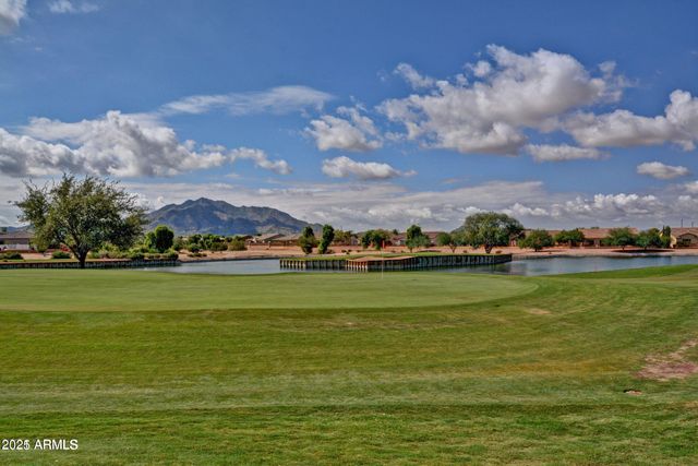 3215 E SPORTS Drive, Gilbert, AZ 85298