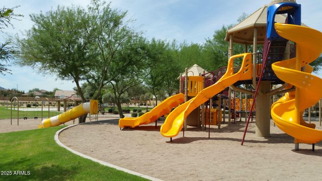 3215 E SPORTS Drive, Gilbert, AZ 85298