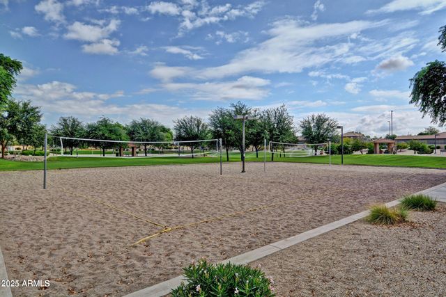 3215 E SPORTS Drive, Gilbert, AZ 85298