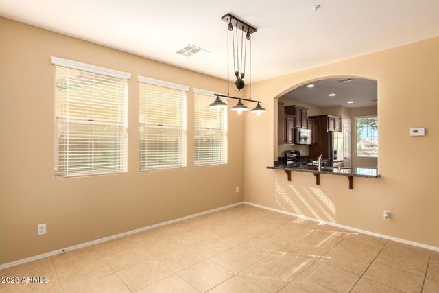 3215 E SPORTS Drive, Gilbert, AZ 85298