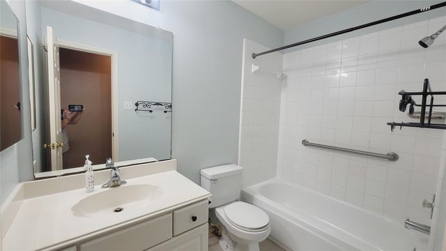 16215 Brinton Court, Houston, TX 77095