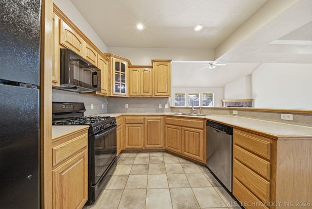 7508 N 134th East Avenue, Owasso, OK 74055