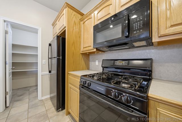 7508 N 134th East Avenue, Owasso, OK 74055