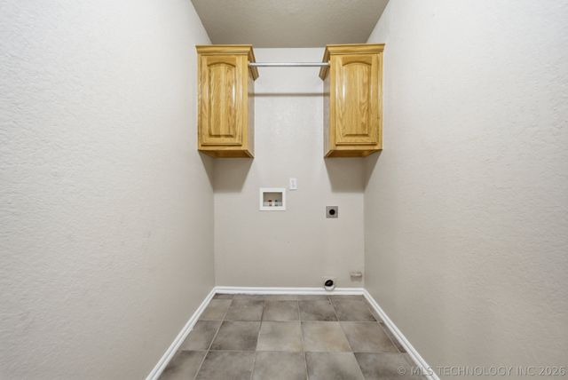 7508 N 134th East Avenue, Owasso, OK 74055