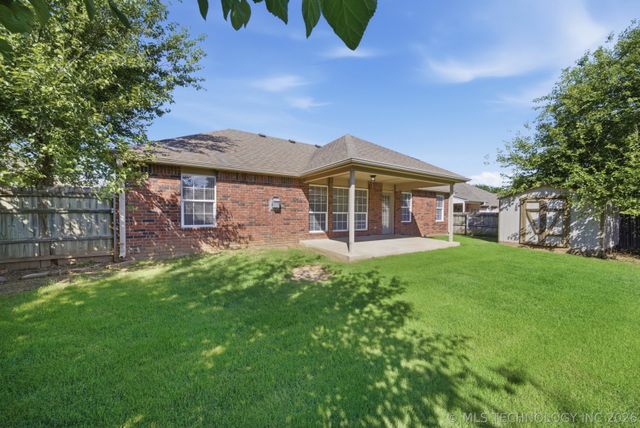 7508 N 134th East Avenue, Owasso, OK 74055