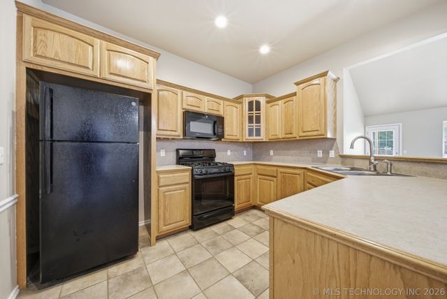 7508 N 134th East Avenue, Owasso, OK 74055