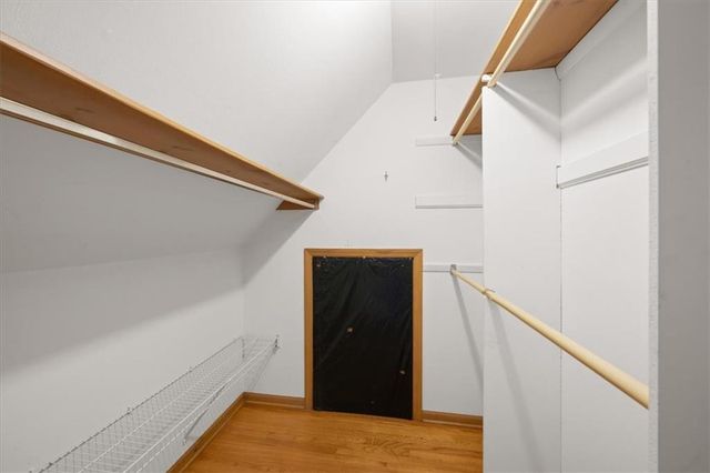 8832 Evanston Way, Kansas City, MO 64138