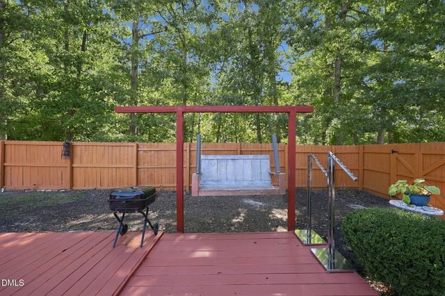 75 Linnett Court, Youngsville, NC 27596