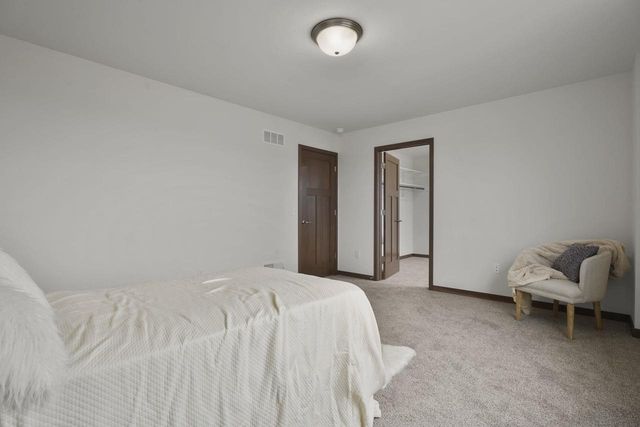 48 Windflower Way, Mount Horeb, WI 53572