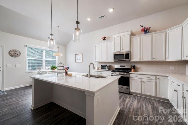 8204 Mccormick Street, Terrell, NC 28682