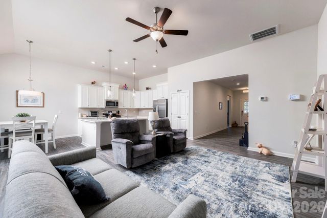 8204 Mccormick Street, Terrell, NC 28682