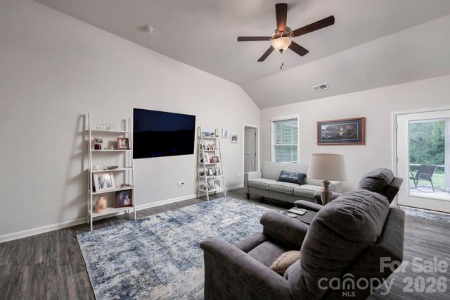 8204 Mccormick Street, Terrell, NC 28682