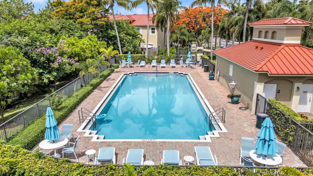 364 Lake Monterey Circle, Boynton Beach, FL 33426