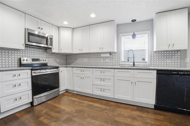 3114 Reidway Street, Lake Charles, LA 70601
