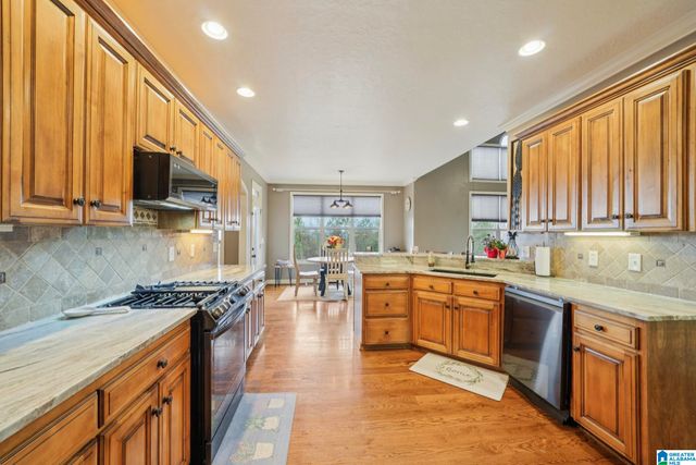 920 HILLYER HIGH ROAD, Anniston, AL 36207
