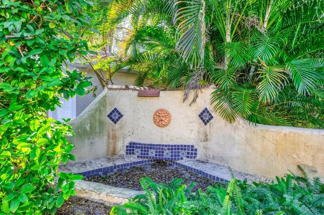 500 VENEZIA PARKWAY, Venice, FL 34285