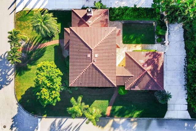 500 VENEZIA PARKWAY, Venice, FL 34285