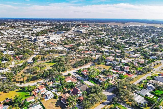 500 VENEZIA PARKWAY, Venice, FL 34285