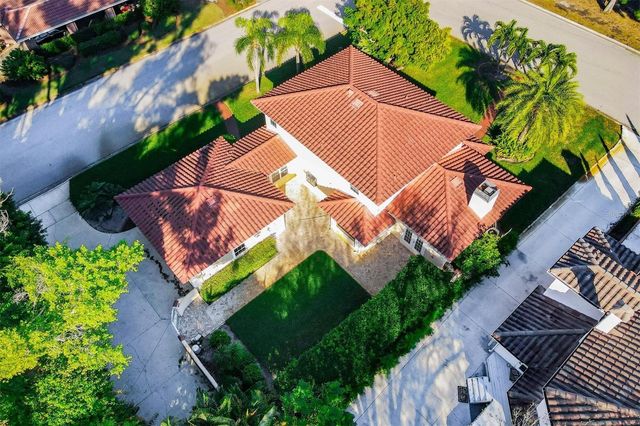 500 VENEZIA PARKWAY, Venice, FL 34285