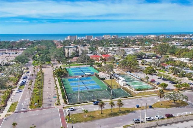 500 VENEZIA PARKWAY, Venice, FL 34285