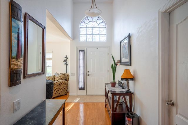 624 N LAKE BOULEVARD, Tarpon Springs, FL 34689