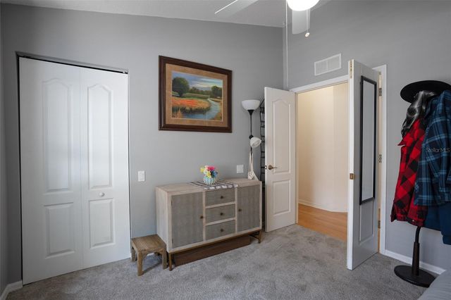 624 N LAKE BOULEVARD, Tarpon Springs, FL 34689