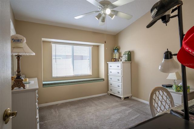 624 N LAKE BOULEVARD, Tarpon Springs, FL 34689