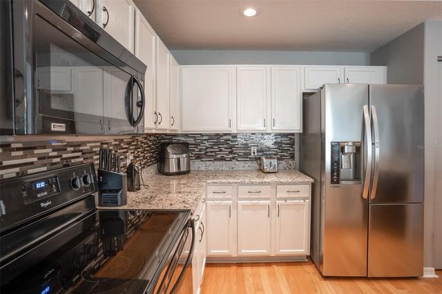 624 N LAKE BOULEVARD, Tarpon Springs, FL 34689