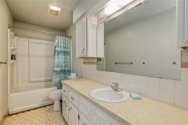 1405 Clayton Street, Springdale, AR 72762