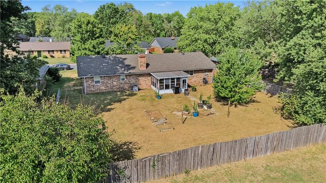 1405 Clayton Street, Springdale, AR 72762
