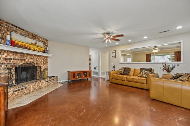 1405 Clayton Street, Springdale, AR 72762