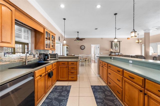 25338 SW 21ST PLACE, Newberry, FL 32669